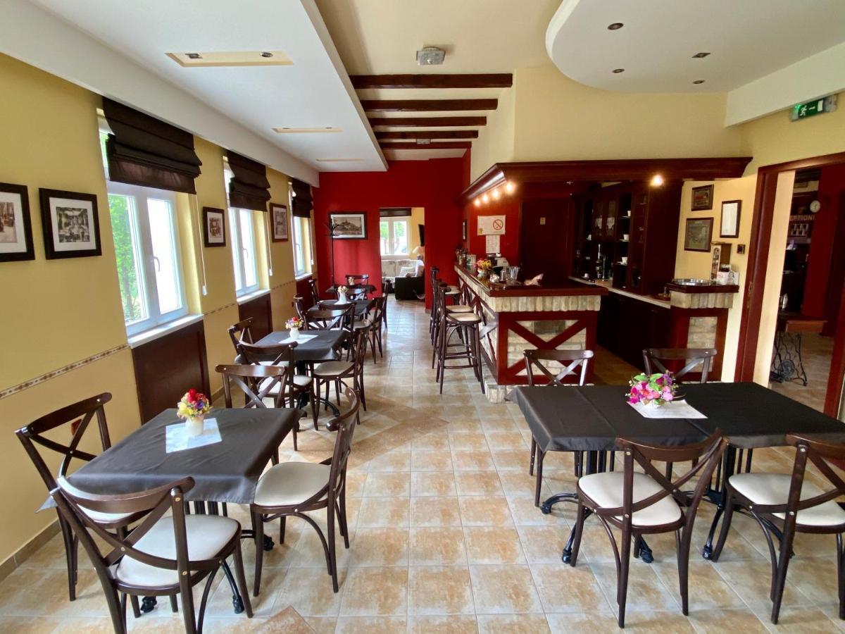Villa Larus Palić Extérieur photo