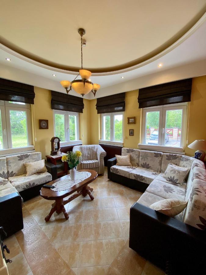 Villa Larus Palić Extérieur photo